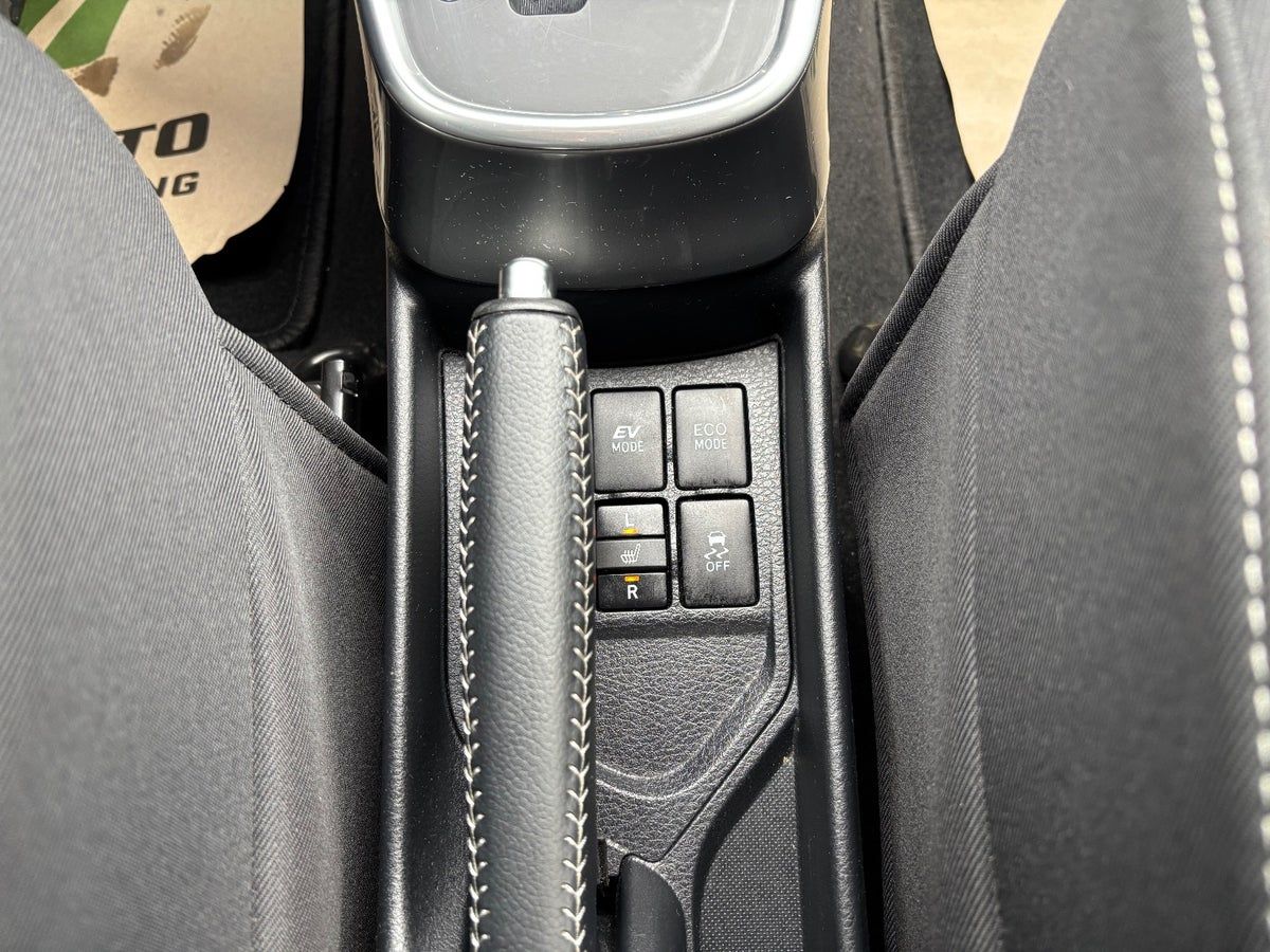 Thumbnail 14 af Toyota Yaris