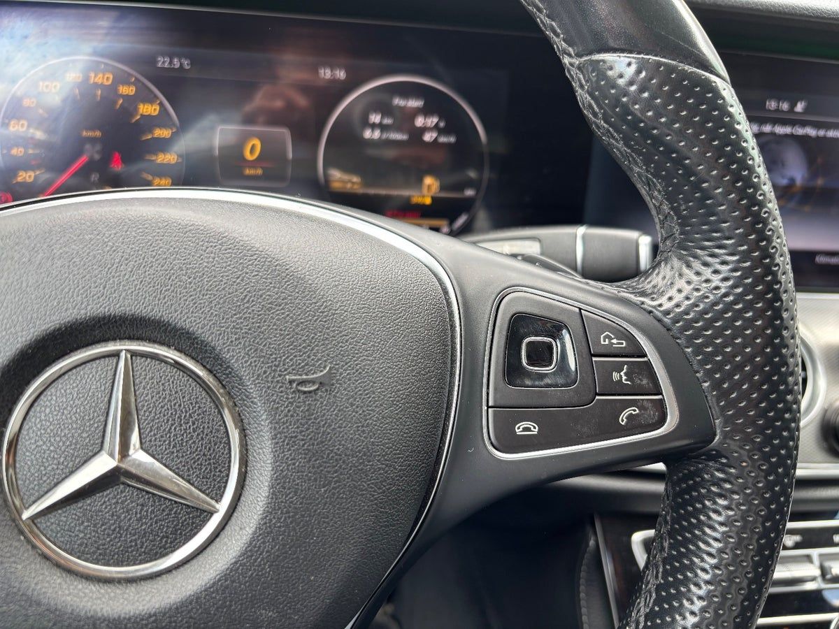 Thumbnail 9 af Mercedes-Benz E220