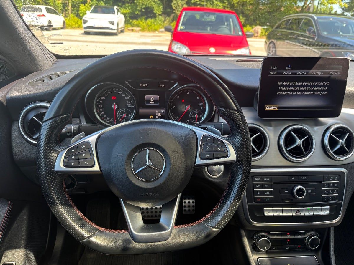 Thumbnail 9 af Mercedes-Benz CLA200